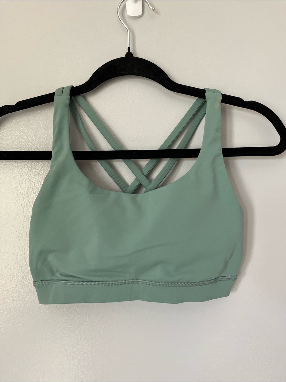Lululemon Mint Green Criss Cross Back Sports Bra
